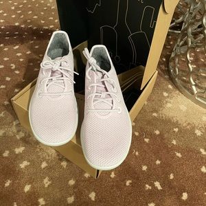 Allbirds- size 10